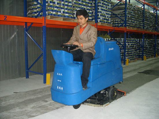 愛瑞特駕駛式洗地機(jī)成功進(jìn)入加拿大市場(chǎng)